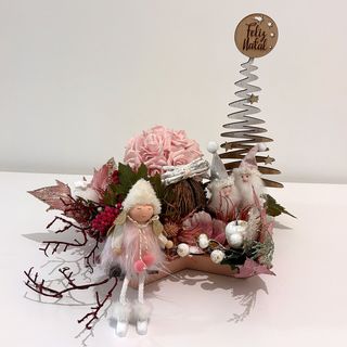 Decoração em Tons de Rosa e Madeira