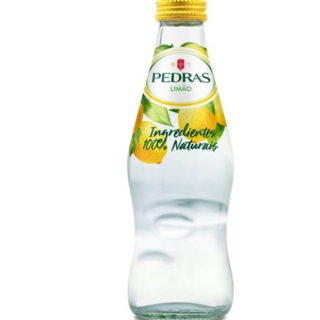 Agua pedras limão