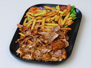 Menu prato kebab mixtura