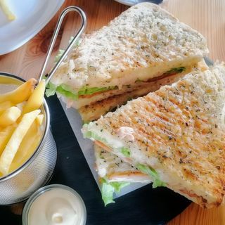 Tosta Presunto e Brie (2 pessoas )