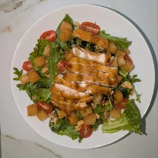 Salada ibérica e frango
