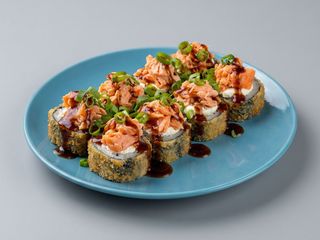 S6 MAKI SALMAO FRITO COM SALMAO BRASIADO