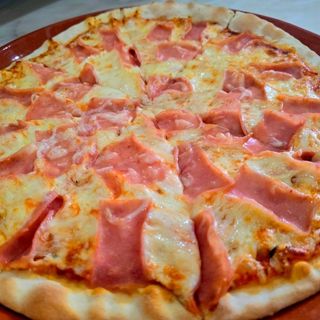 Pizza Queijo e Fiambre