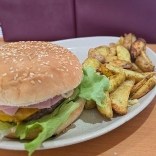 Hambúrguer no Prato Yammi Burger