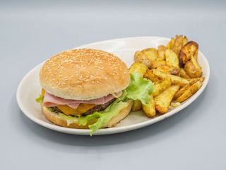 Hambúrguer no Prato Yammi Burger