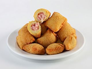 Bolinho de Queijo e Presunto
