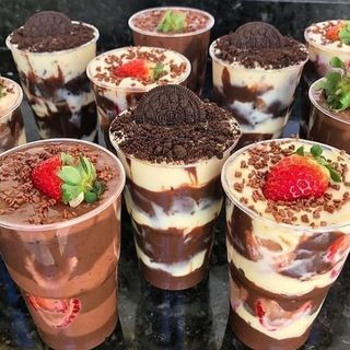 bolo no pote sabor maracuja