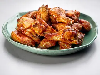 Asas de Frango em Prato