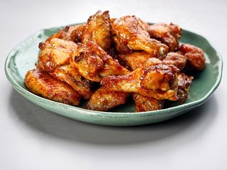 Asas de Frango em Prato 6 Unidades