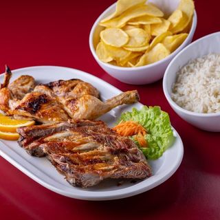 Misto Frango e Costelinha