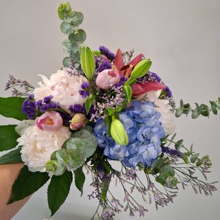 Ramo abraço de flores!