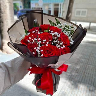 Rosas Vermelhas Com Amor
