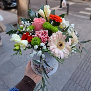 Box Com Flores - Ela Ama Flores