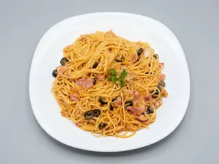 1/2 Spaguetti al Tonno