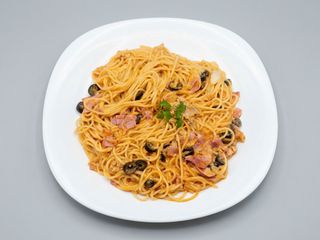 1/2 Spaguetti al Tonno