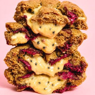 PASSION BERRY - Cookie of the Month