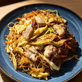 Massa Arroz Frita com Frango