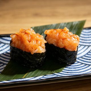 Gunkan Nori Salmao