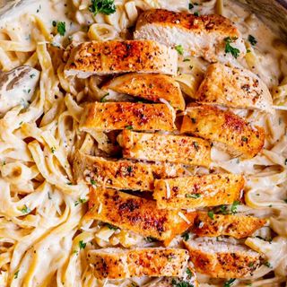 Fettuccini Alfredo com Frango