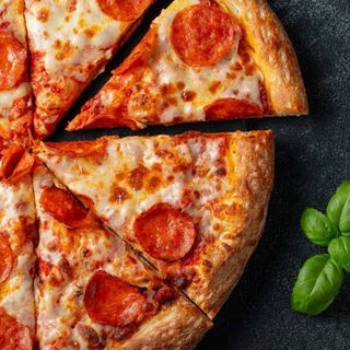 Pizza Salame Lovers