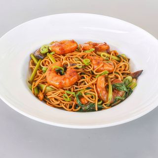 Wok de Massa com Camarão