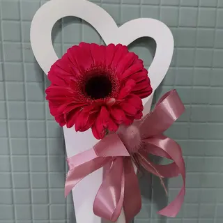 Caixa com 1 gerbera