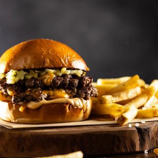 SSB Emathal Burger+Free Batata Ftitas