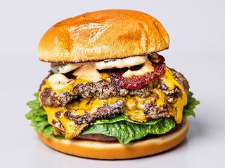 SSB Bacon Com Salami Burger