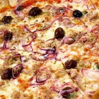 Pizza Tonno