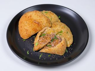 Rissóis Carne