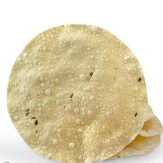 Fried papad (Papadam) with house sauce
