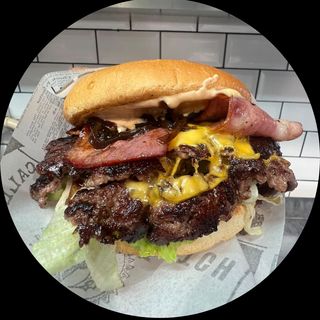 Smash bacon cheese burger + Batata