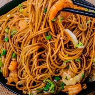 Shrimp fried noodles 