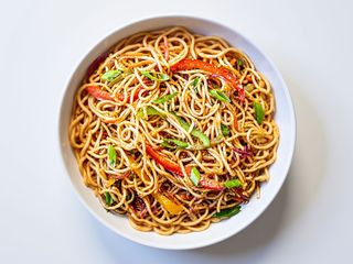 Veg fried noodles 