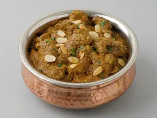 Lamb korma with basmati rice 