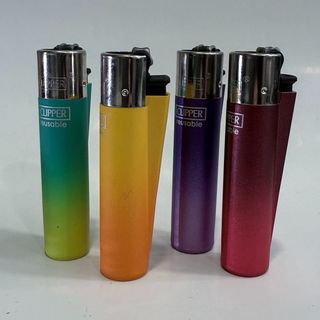 Clipper Gradiente – Isqueiro Reutilizável em Cores Sortidas