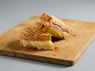 Tosta Mista