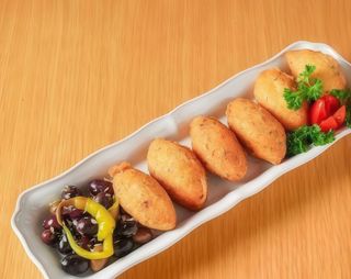 Dose de Bolinhos de Bacalhau