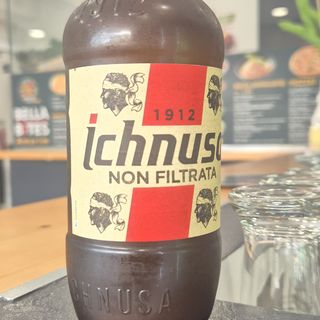 Ichnusa cerveja italiana