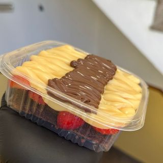Escondidinho de brownie Nido e Nutella