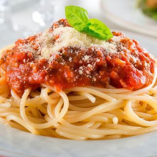 Esparguete à Bolonhesa+bebida lata