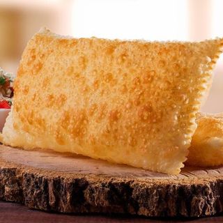 Pastel de feira monte com até 5 sabores