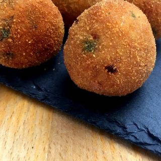 Bolinhos de alheira (5 unidade)