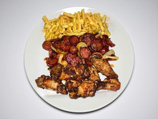 Tábua de asinha de frango 