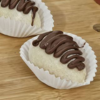 Coxinha de Morango/Uva - Nido com Nutella