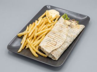 Durum kebab quijo com batata