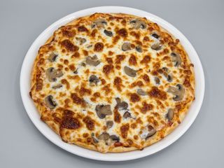Funghi Pizza Média