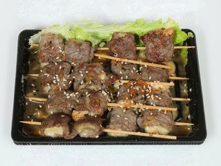 079 - Espetadas vaca com queijo 8 peças