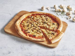 (57) Pizza Funghi