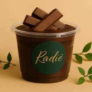 Bolo no Pote de KitKat